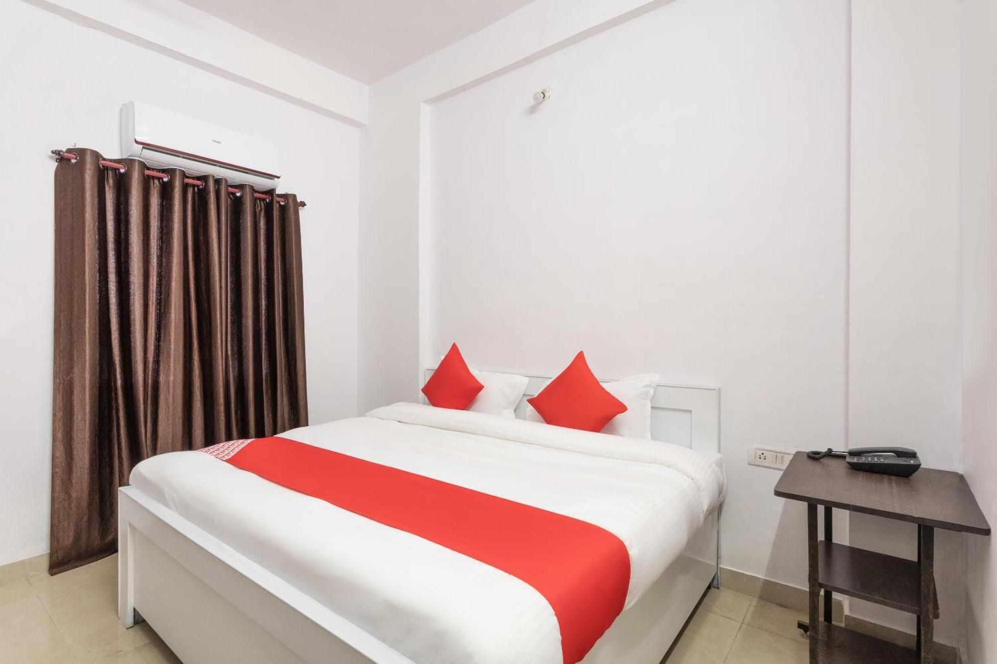 Hotel O Golden Star Bhopál Kültér fotó